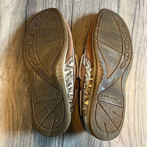 Sperry Silver Cheetah Print Boat Shoes - Picture 6 of 7